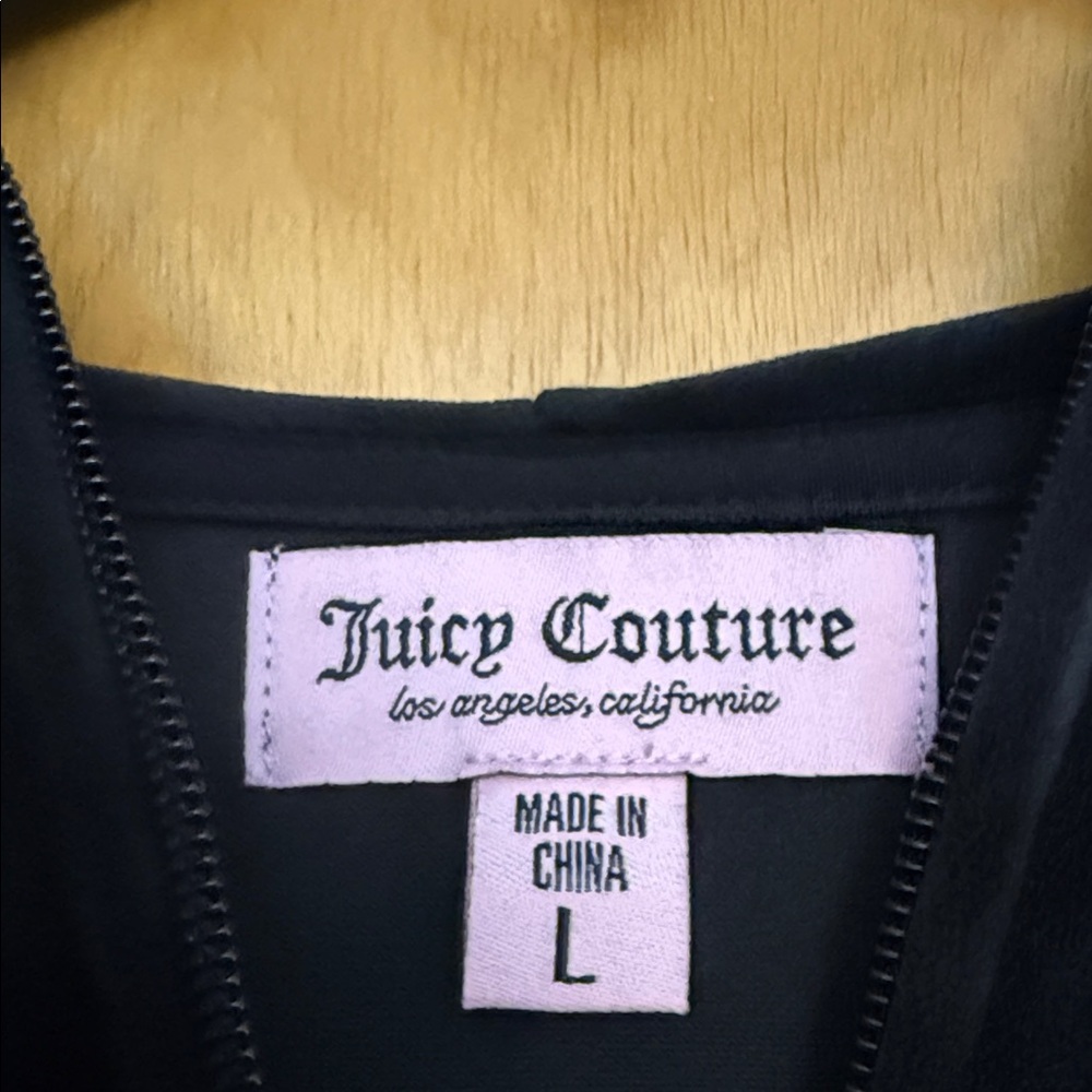 NWOT Juicy Couture Black Velour Set - pants - medium top - large - NEVER WORN - Picture 3 of 9